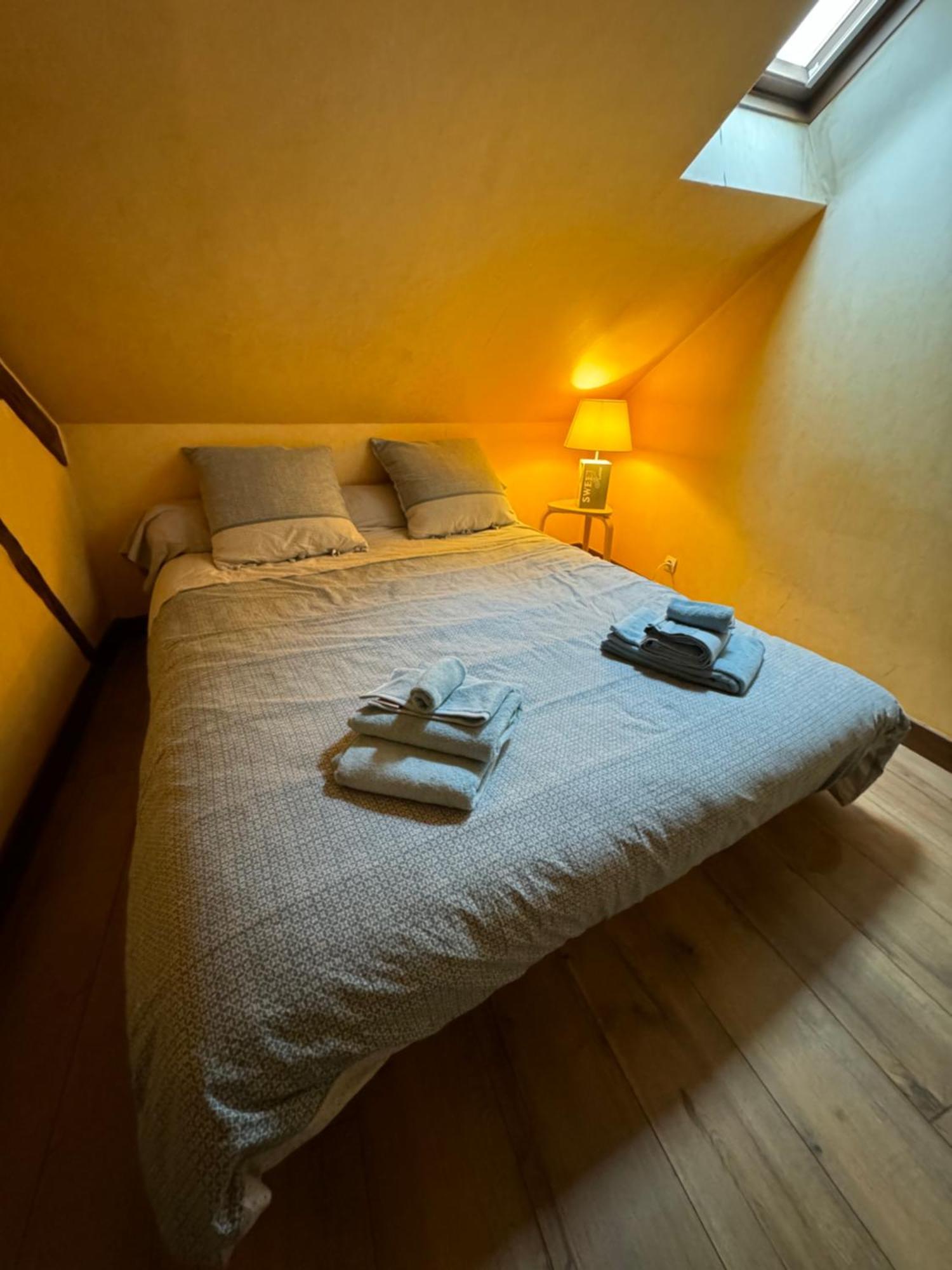 Duplex Atypique Dans La Cite Medievale Laon Exteriér fotografie