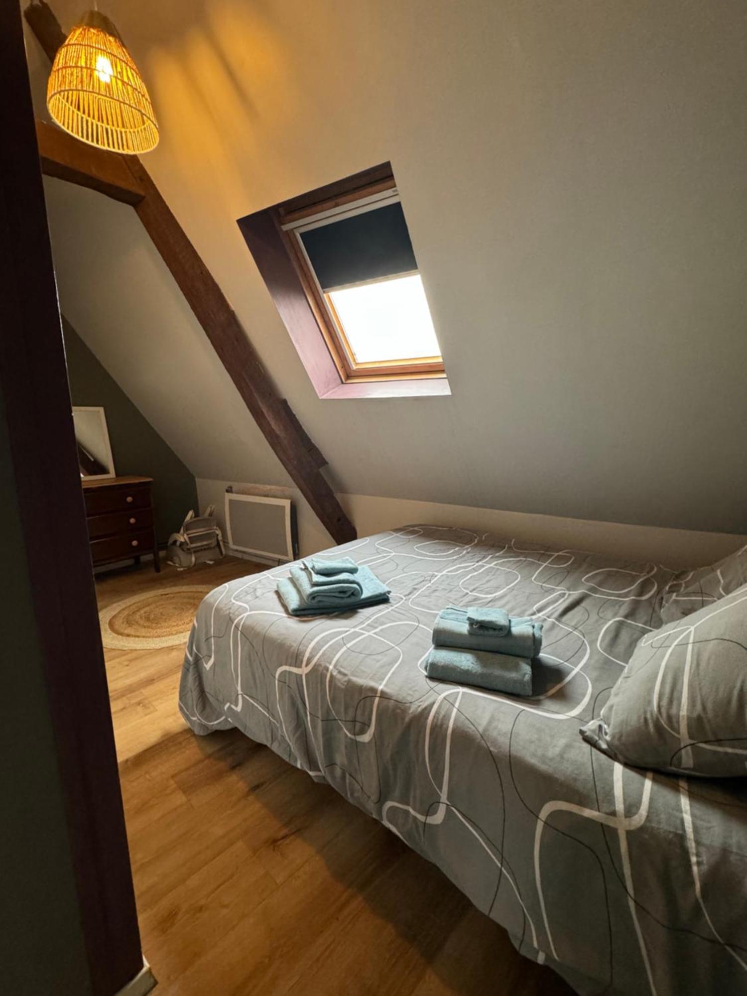 Duplex Atypique Dans La Cite Medievale Laon Exteriér fotografie